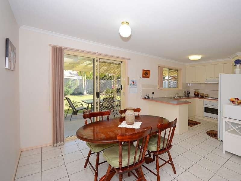 8 Harvard Place, Urraween QLD 4655