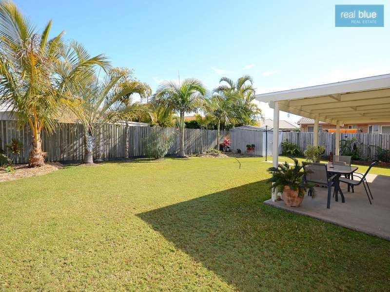 8 Harvard Place, Urraween QLD 4655