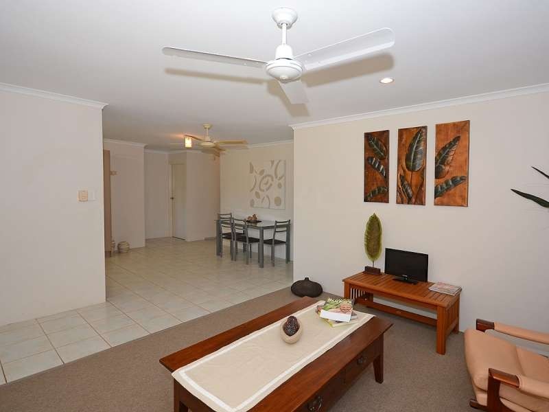 27 Fairway Drive, Urraween QLD 4655