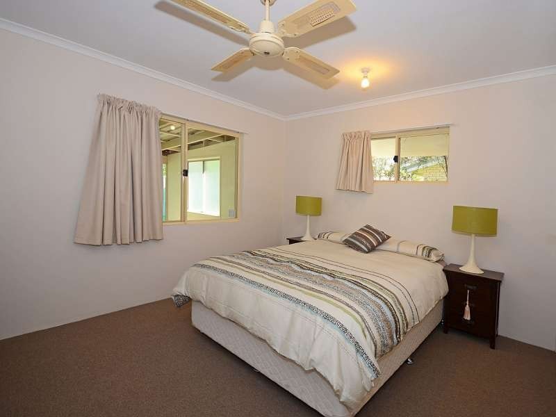 27 Fairway Drive, Urraween QLD 4655