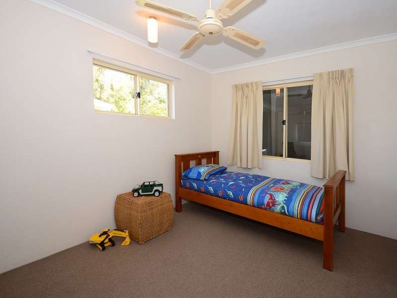 27 Fairway Drive, Urraween QLD 4655