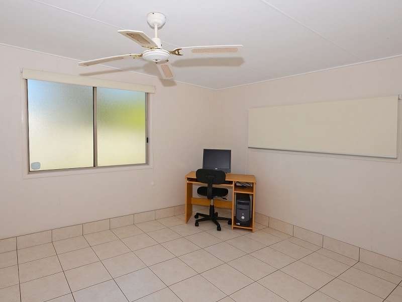 27 Fairway Drive, Urraween QLD 4655