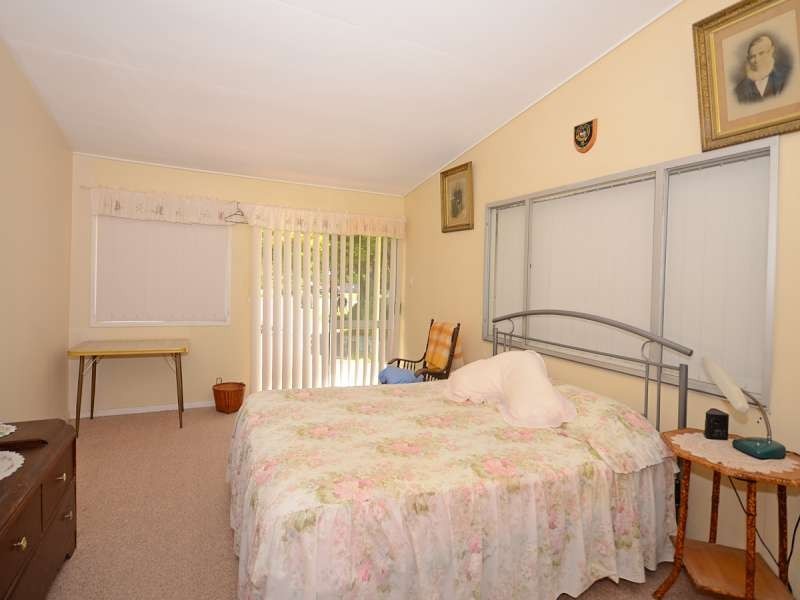 19 Flinders Street, Point Vernon QLD 4655