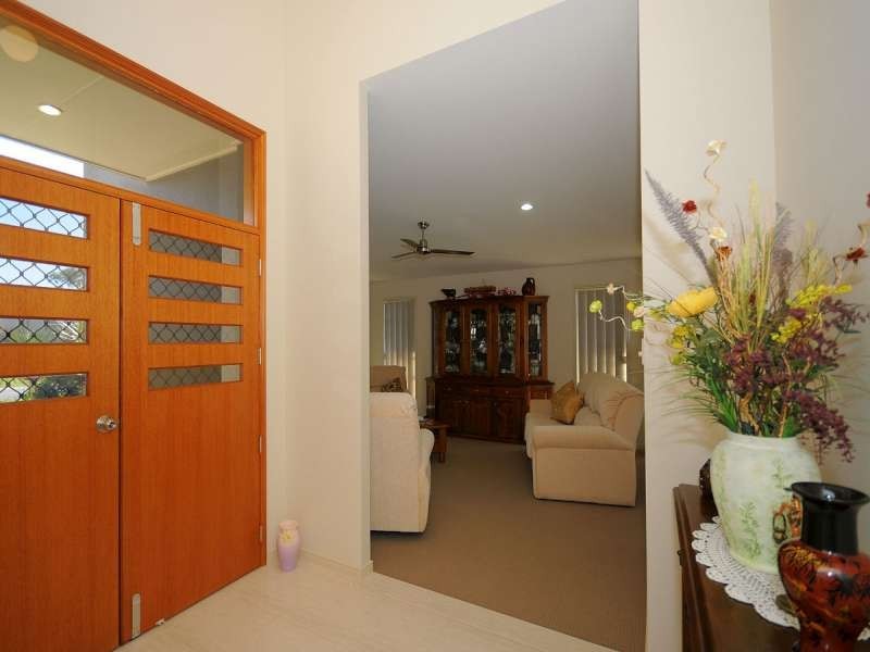 6 Chelsea Court, Urraween QLD 4655