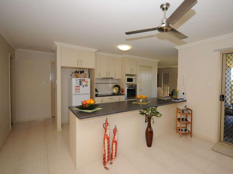 6 Chelsea Court, Urraween QLD 4655