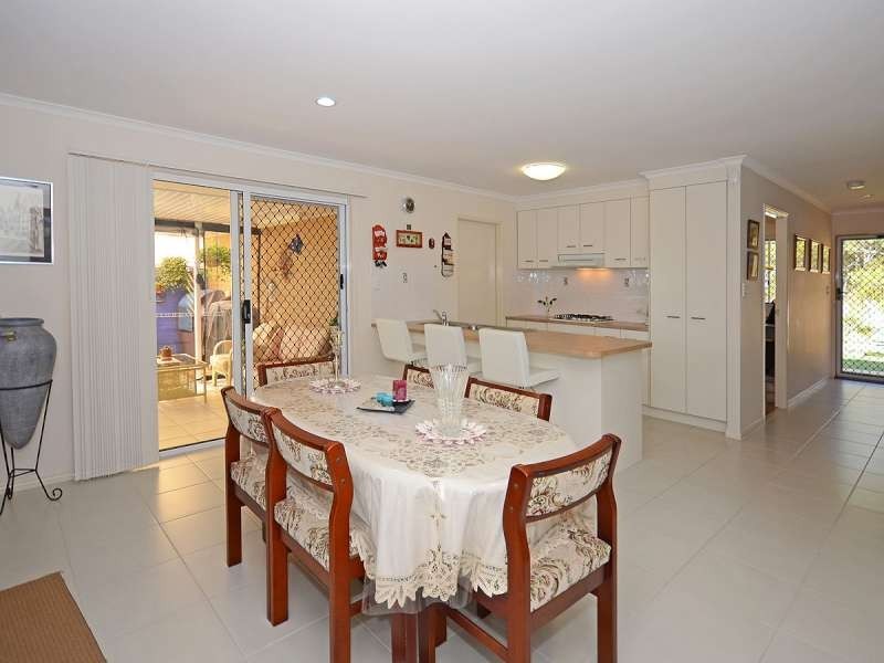 16 Alison Drive, Torquay QLD 4655