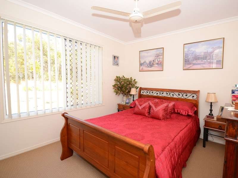 16 Alison Drive, Torquay QLD 4655