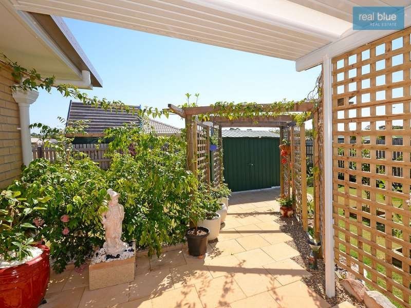 16 Alison Drive, Torquay QLD 4655