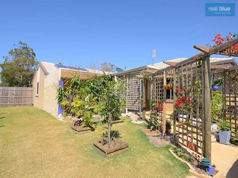 16 Alison Drive, Torquay QLD 4655