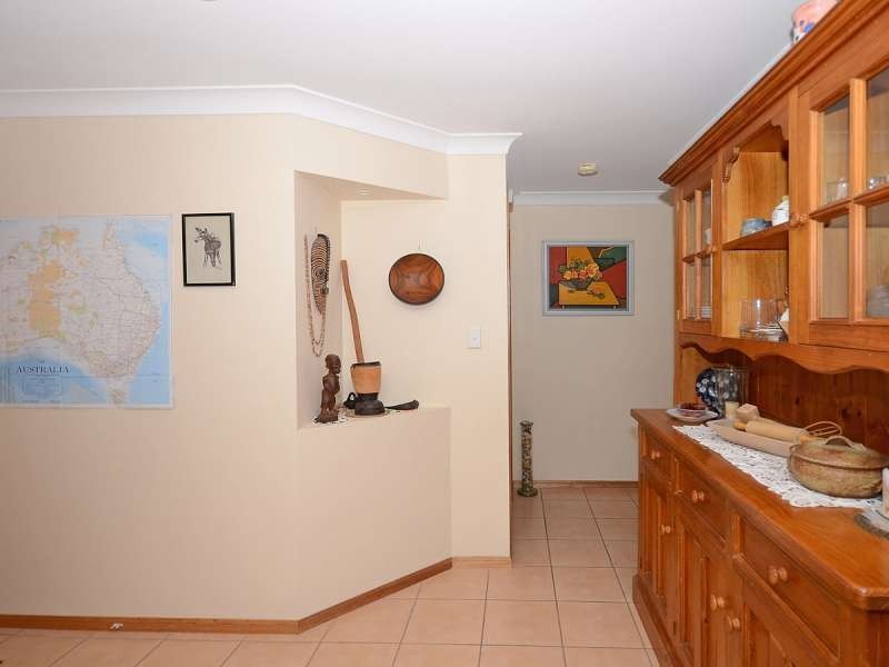 18 Hyperno Road, Point Vernon QLD 4655