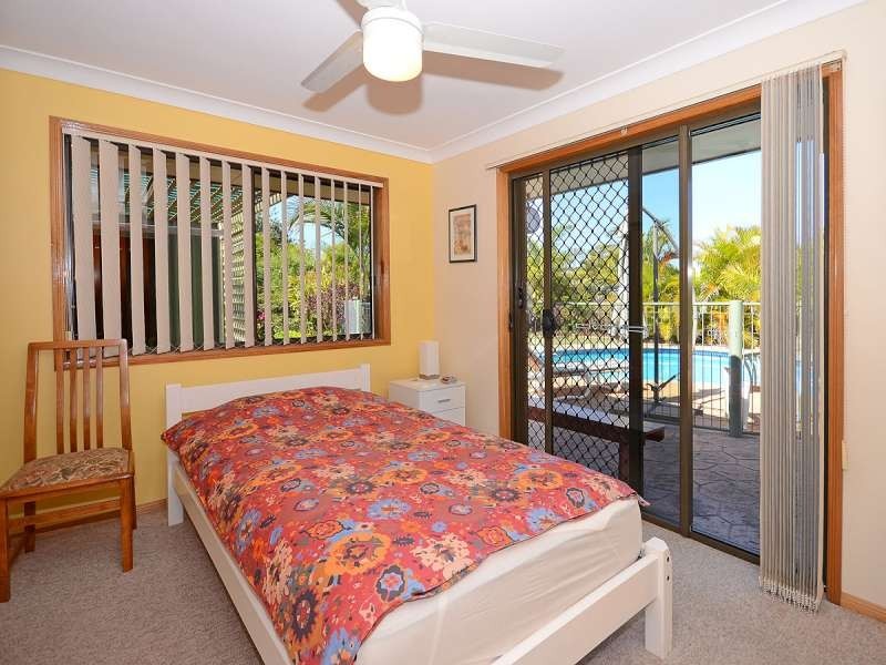 18 Hyperno Road, Point Vernon QLD 4655