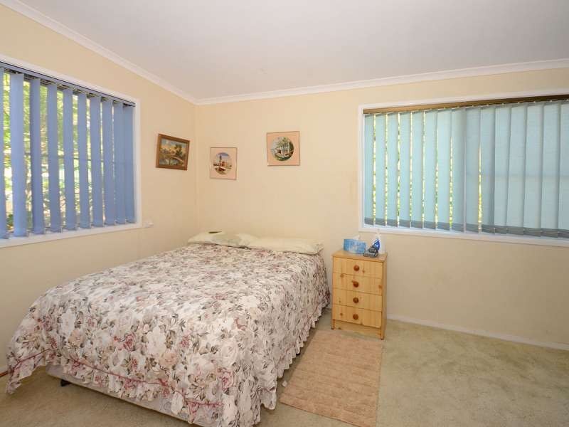 19 Flinders Street, Point Vernon QLD 4655