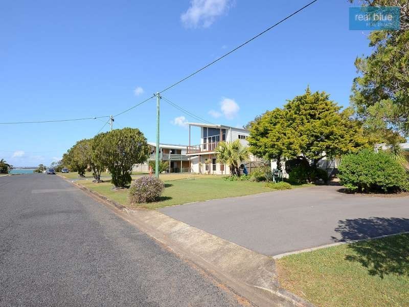 19 Flinders Street, Point Vernon QLD 4655