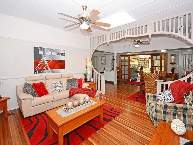 Point Vernon QLD 4655