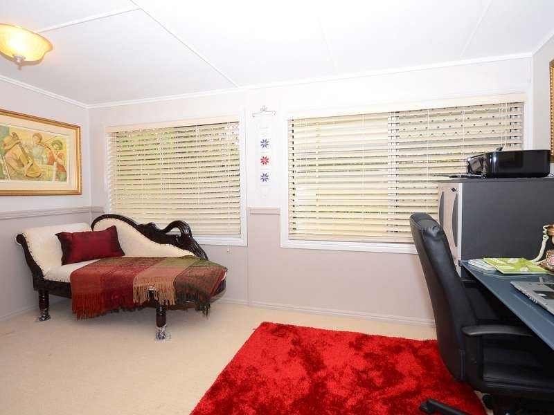 Point Vernon QLD 4655