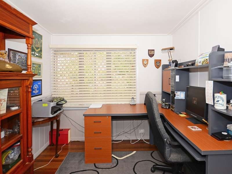 Point Vernon QLD 4655