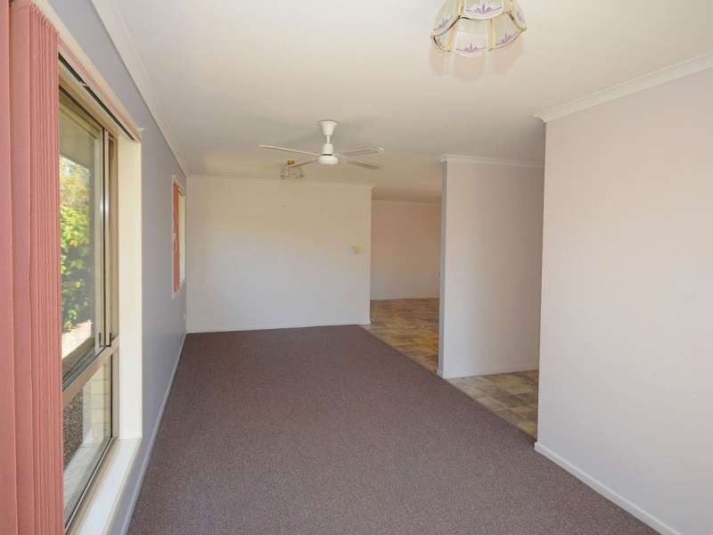9 Toohey Court, Torquay QLD 4655