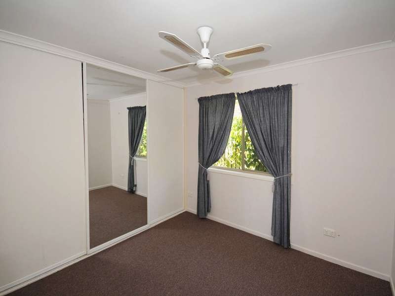 9 Toohey Court, Torquay QLD 4655