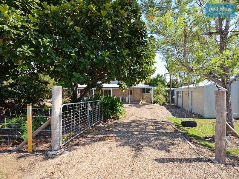 85 Seaview Drive, Booral QLD 4655