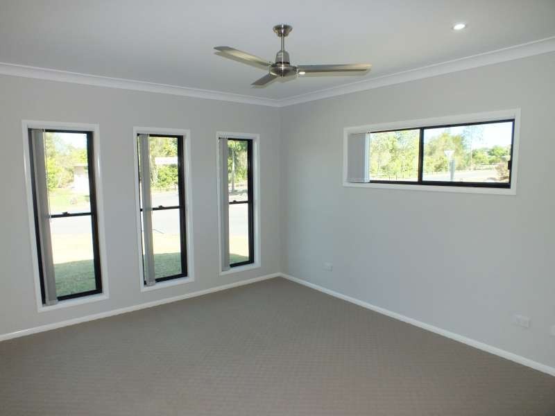 11 Parklands Boulevard, Wondunna QLD 4655