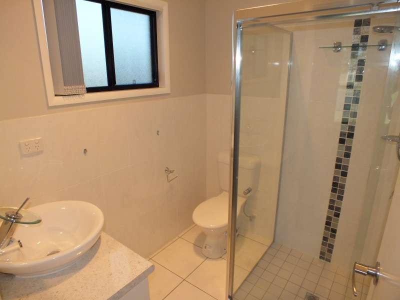 11 Parklands Boulevard, Wondunna QLD 4655