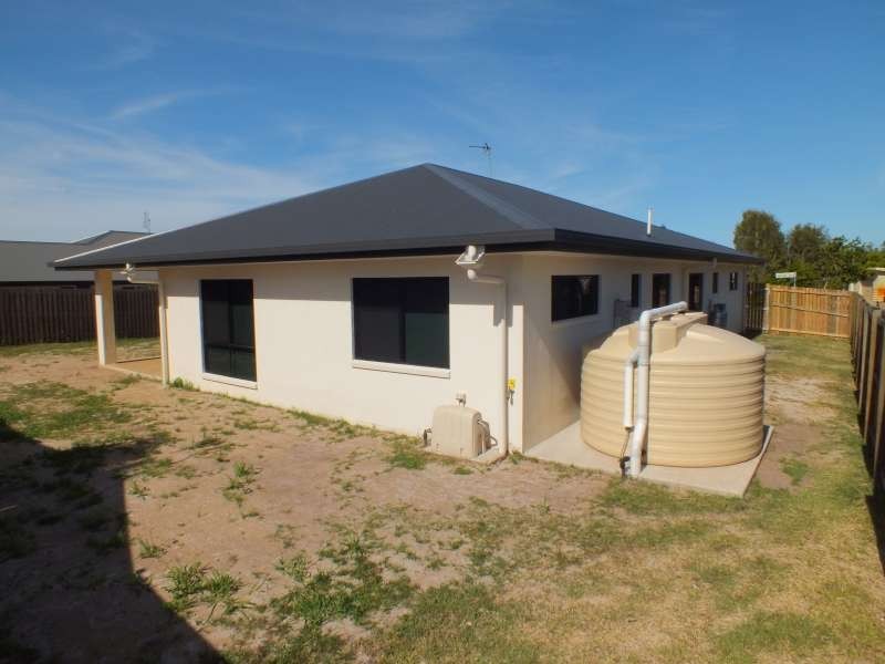 11 Parklands Boulevard, Wondunna QLD 4655