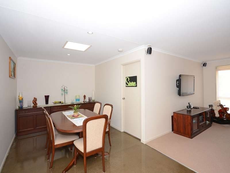 70 Hansen Street, Urangan QLD 4655
