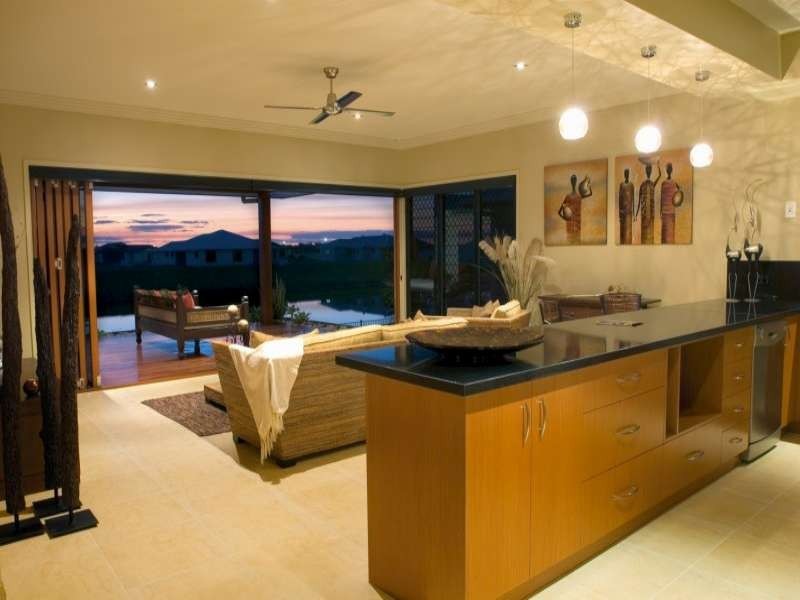 11 Lady Nelson Drive, Mariners Cove, Eli Waters QLD 4655