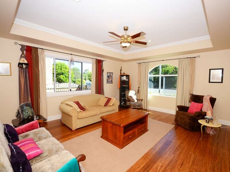 28 Long Street, Point Vernon QLD 4655