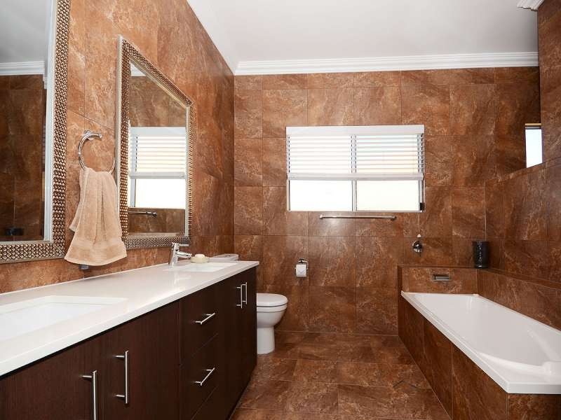 28 Long Street, Point Vernon QLD 4655