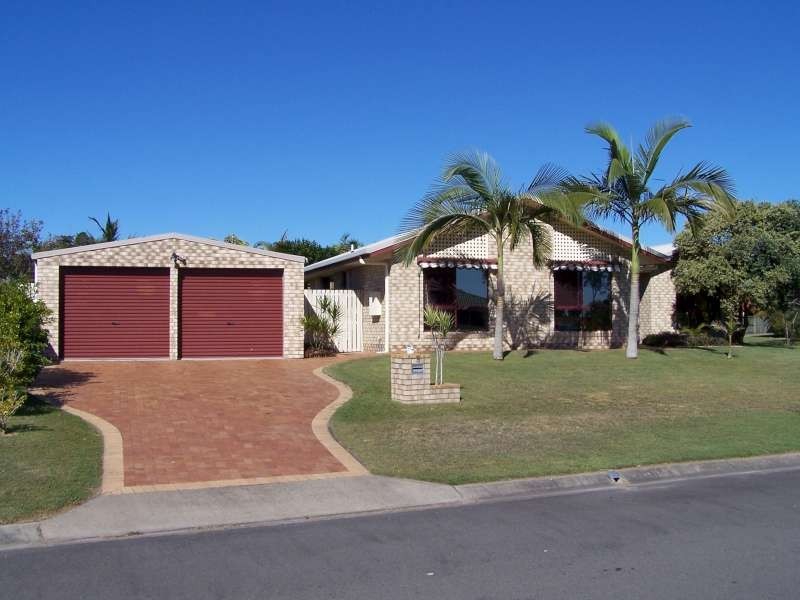 8 Dove Way, Eli Waters QLD 4655