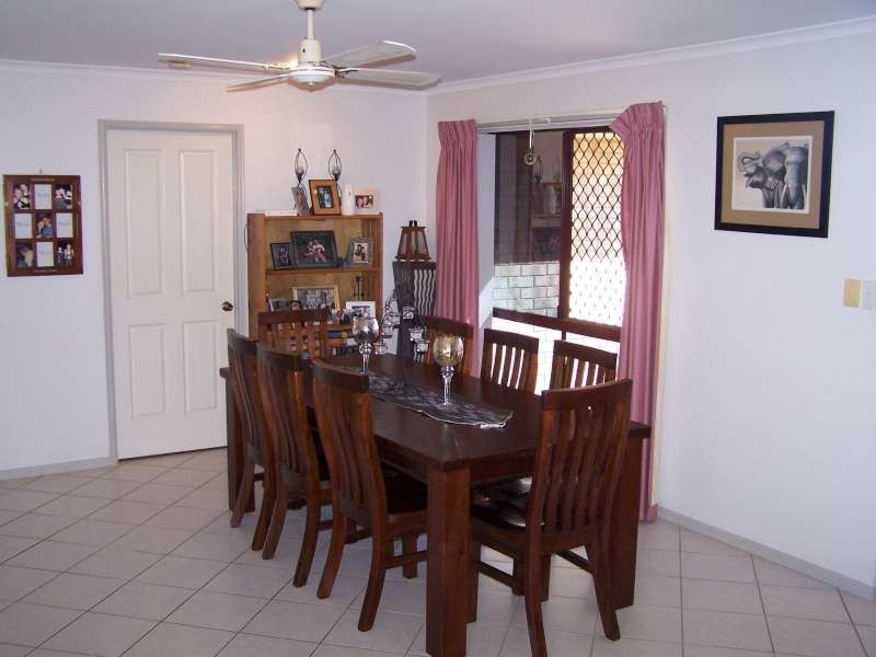 8 Dove Way, Eli Waters QLD 4655