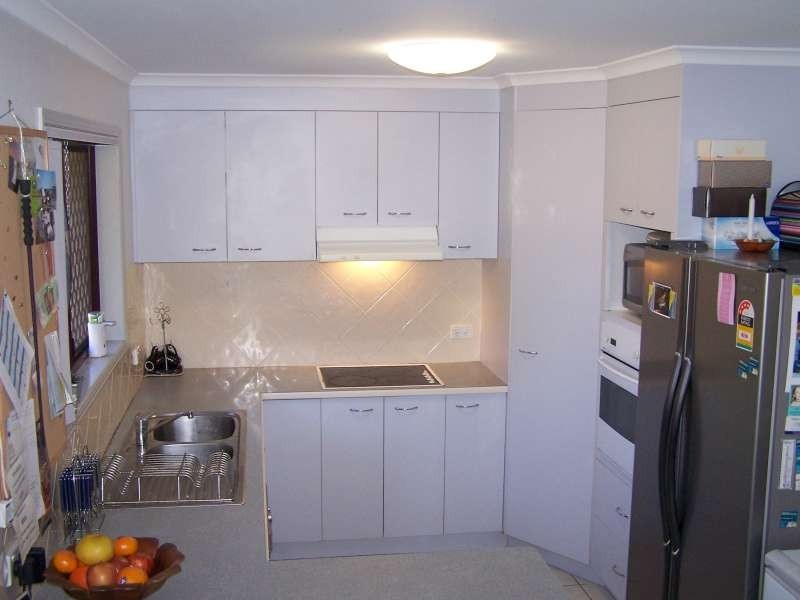 8 Dove Way, Eli Waters QLD 4655