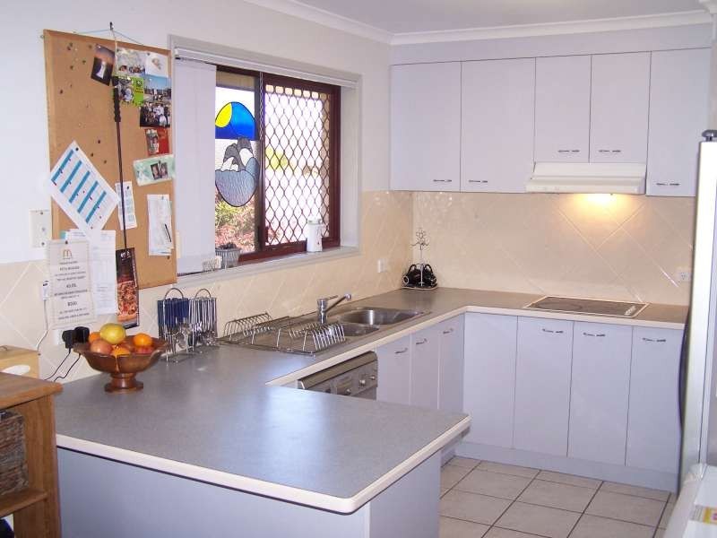 8 Dove Way, Eli Waters QLD 4655