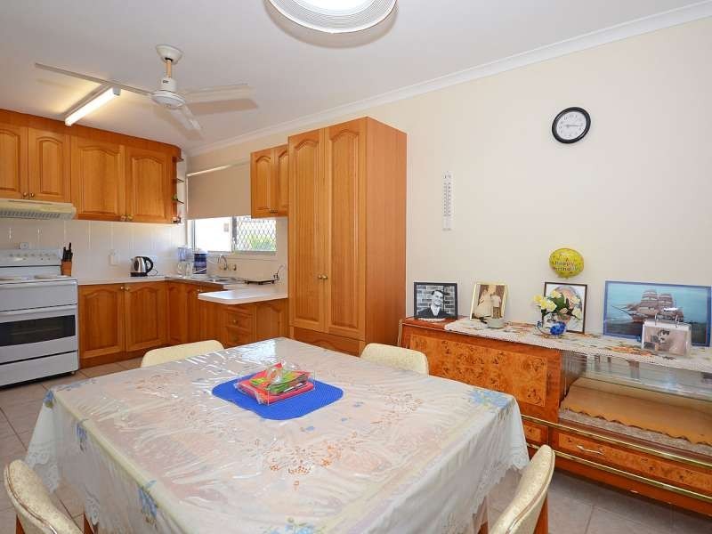 4 Turrum Street, Scarness QLD 4655