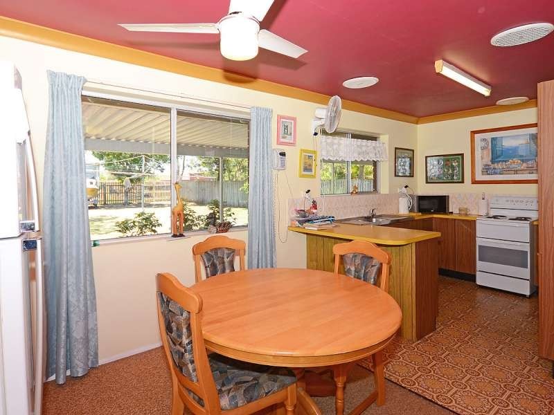 78 Lauren Street, Urangan QLD 4655