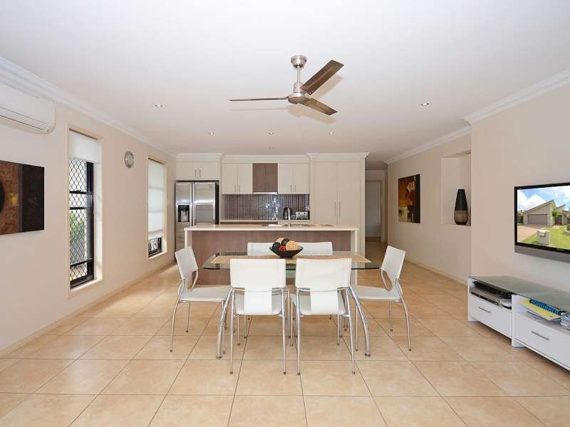 3 Bay Breeze Close, Wondunna QLD 4655