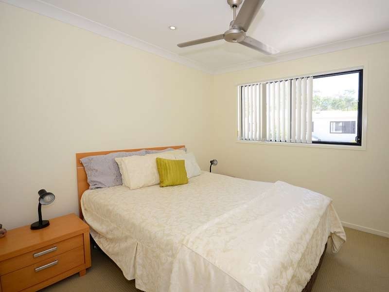 20/654 Seashells On Urangan, Charlton Esplanade, Urangan QLD 4655