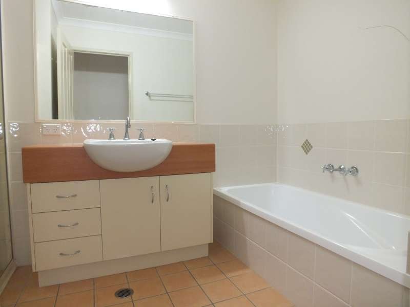 34/30 East Street, Scarness QLD 4655