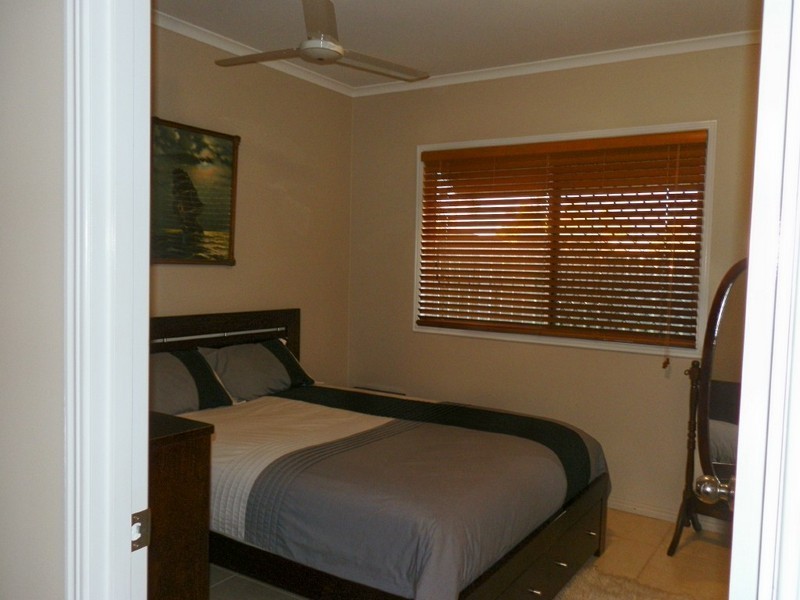 5b Johnston Boulevard, Urraween QLD 4655