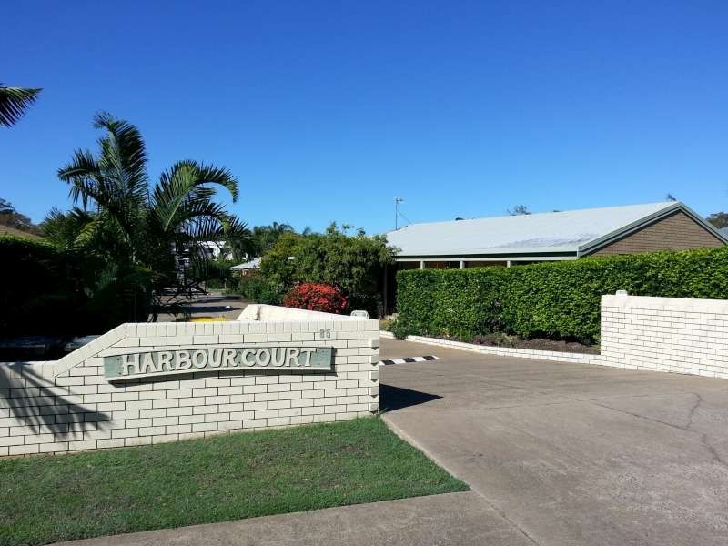 Unit 2 Harbour Miller Street, Urangan QLD 4655