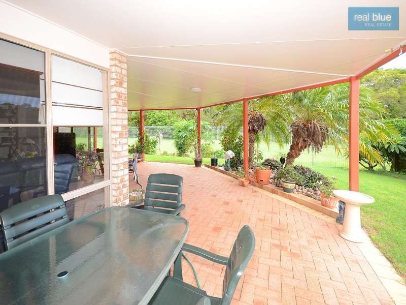 25 Oceanview Street, Point Vernon QLD 4655