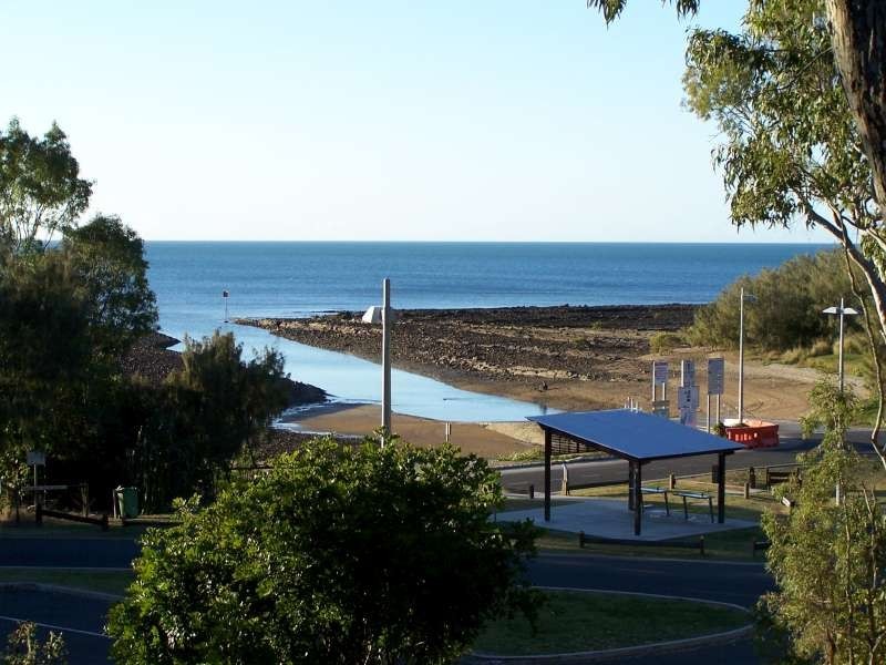 25 Oceanview Street, Point Vernon QLD 4655