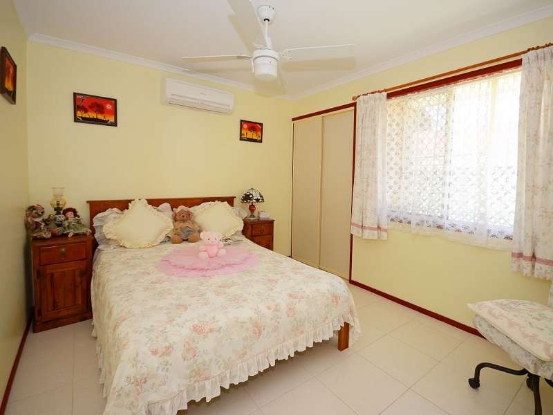 1/77 Freshwater Street, Torquay QLD 4655