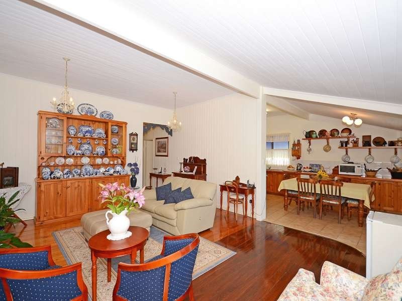 300 Torquay Terrace, Torquay QLD 4655