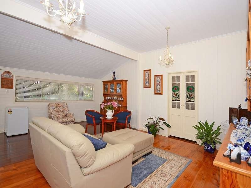 300 Torquay Terrace, Torquay QLD 4655