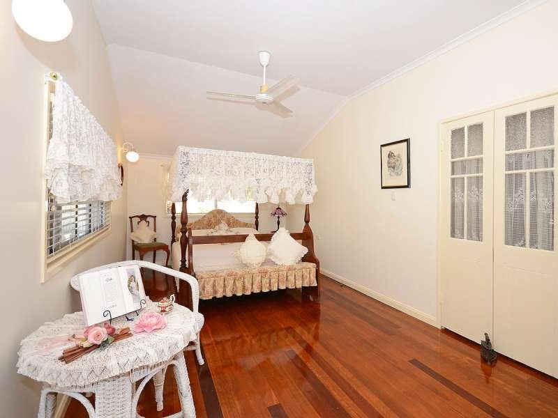 300 Torquay Terrace, Torquay QLD 4655