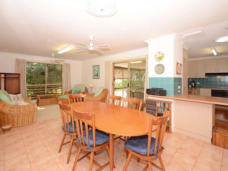 12 Marr Street, Point Vernon QLD 4655