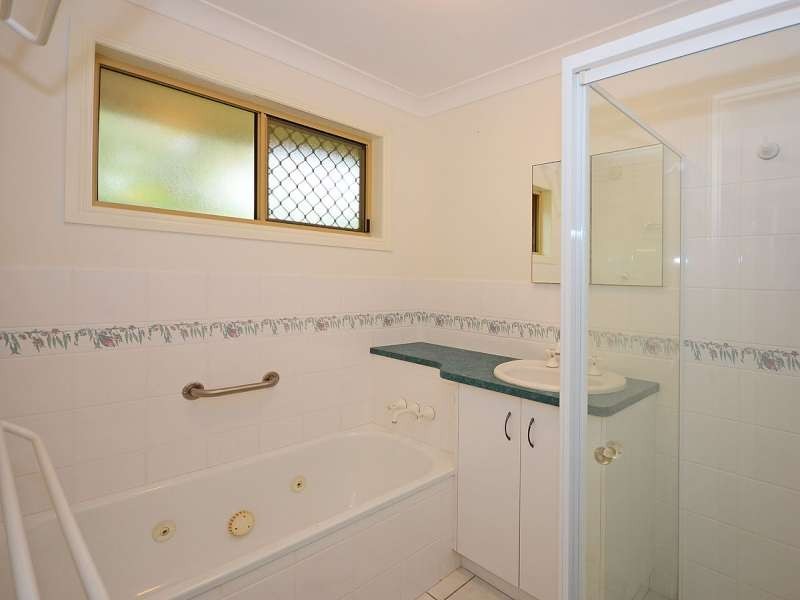 12 Marr Street, Point Vernon QLD 4655