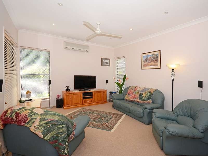 Point Vernon QLD 4655